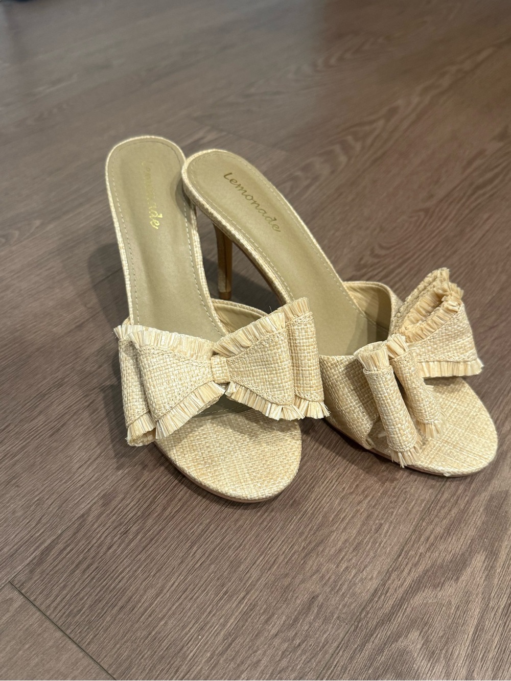 Lemon Natural Beige Bow Mules - Women's Slide Heels